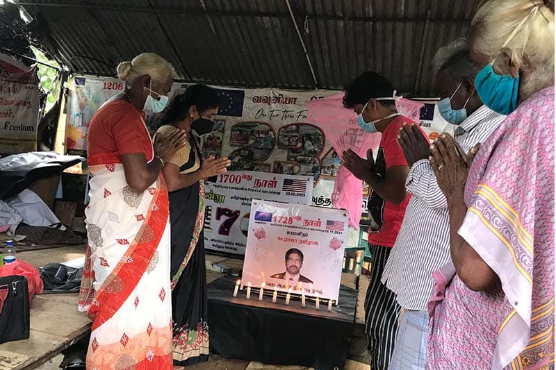 සිංහලෙන් කතාකළ දෙමළ මන්ත්රී දකුණේදී මරා දමා අවුරුදු 15 යි