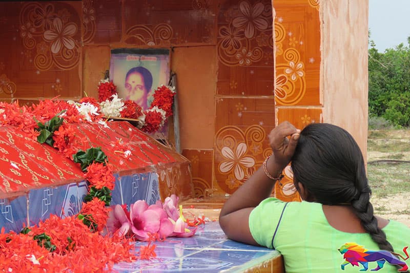 දෙමළ මළ'වුන් සැමරූ 10ක් පොලිස් පමාවෙන් දිගටම රිමාන්ඩ්