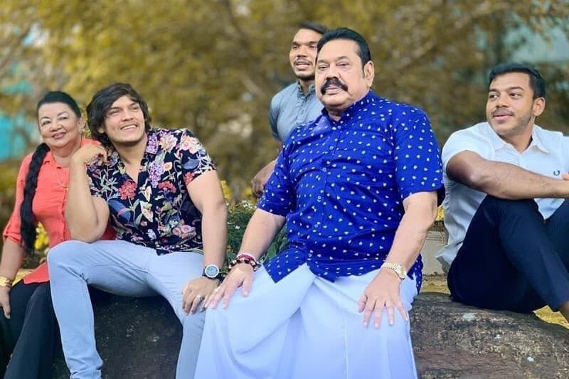 සුනාමියට පසු අතීතය - (ANUSHA AND දීප්ති)