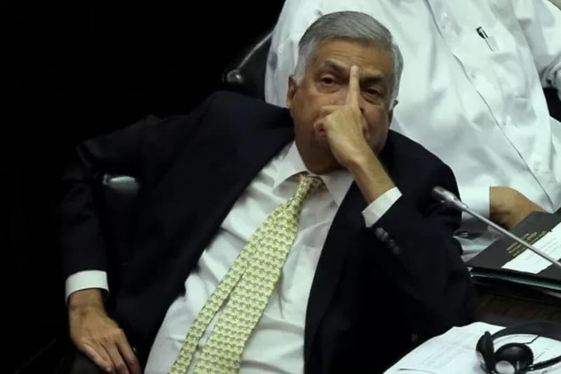 පාර්ලිමේන්තුව : 'අනේ දැන් බණ ඇහුවා ඇති'