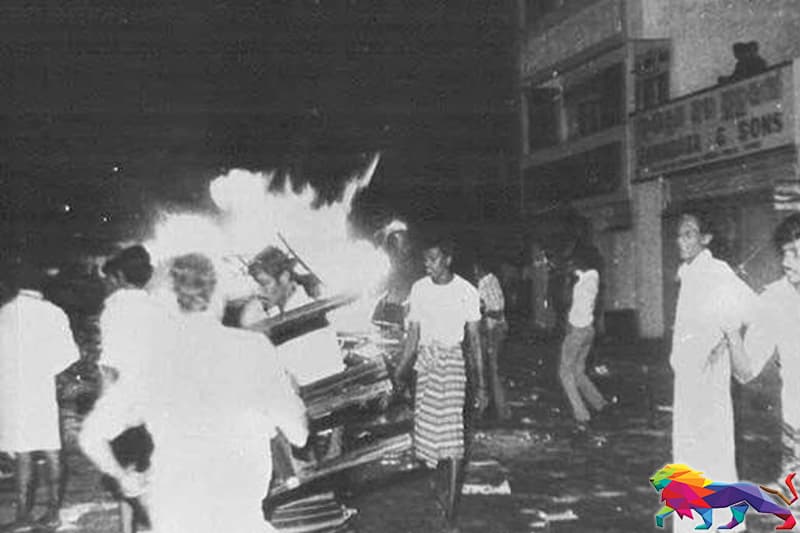 ජූලිය යළි කළු දුමින් වැසෙන්නට ඉඩ නොතබමු - (රංජිත් හේනායක ආරච්චි)