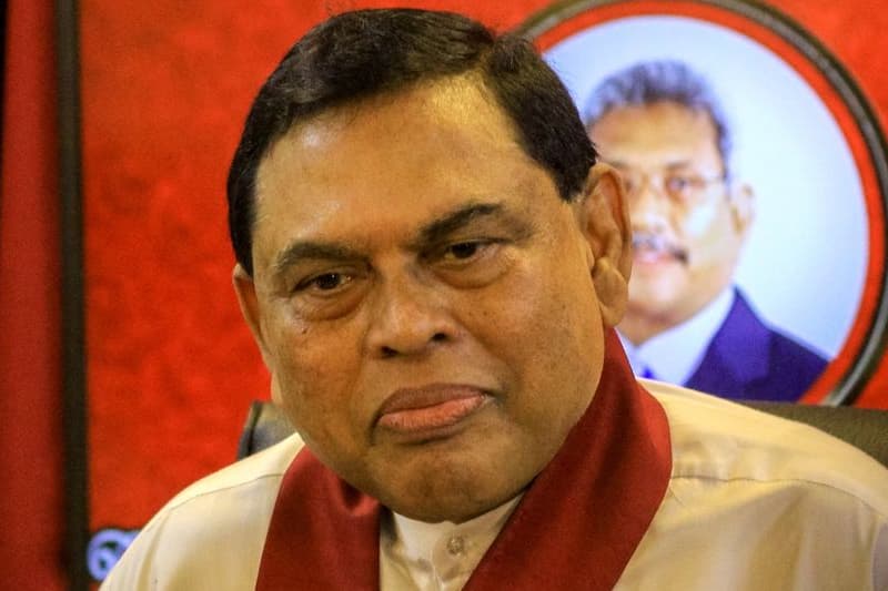 රාජපක්ෂ පවුලට මොකද වුණේ ? ගෝඨාට වැරදුණේ කොතැන ද? - බැසිල් කතා කරයි
