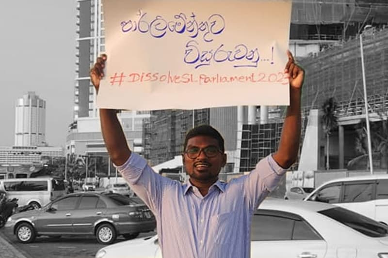 මේ තරුණ අන්දරේලා රට කෙරුවොත් යේමනයත් මීට වැඩිය හොඳයි කියාවි - (කුසල් පෙරේරා)