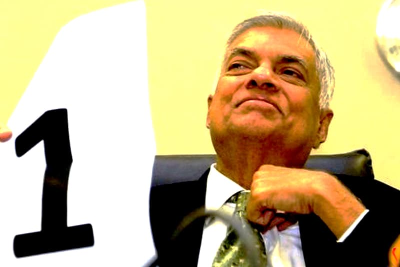 රනිල් වික්රමසිංහ ම මිස රාජපක්ෂ කෙනෙක් නම් නොවේ - (චන්ද්රසිරි සෙනෙවිරත්න)