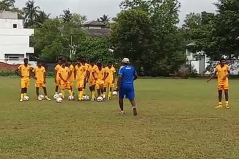 මෙරට තරුණ කණ්ඩායමට ආසියානු පාපන්දු තරගාවලිය අහිමි වෙයි!