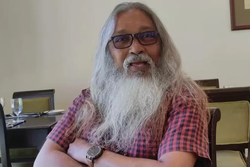 ආගමික මතවාද විවේචනය කරන්න අයිතියක් නැද්ද?