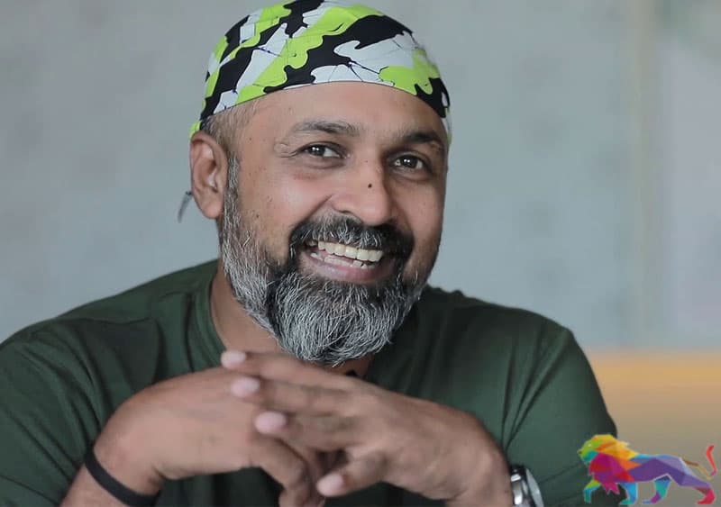 පොෂ් සිංහල සුද්දත්වයට පාරක් නොවේ (සොරි) -ගම්මිරිස්සාරය