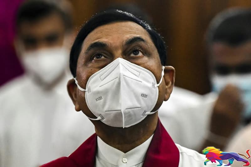 කැබිනට් රහස් : බැසිල් නහයෙන් අඬලා !