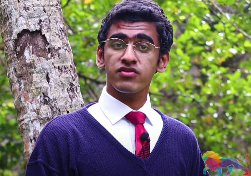 'හැරී පොටර්' චරිත 14ක හඬින් 'විරි ෆොටර්' ආදරය ප්රකාශ කළ හැටි.