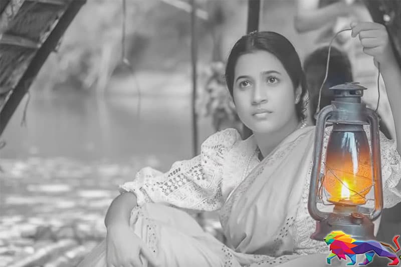 ආලින්දයෙන් ඔබ්බට - තුන්කල් පිළිබිඹු කෙරෙන 'මිණි ගං දෑළ'