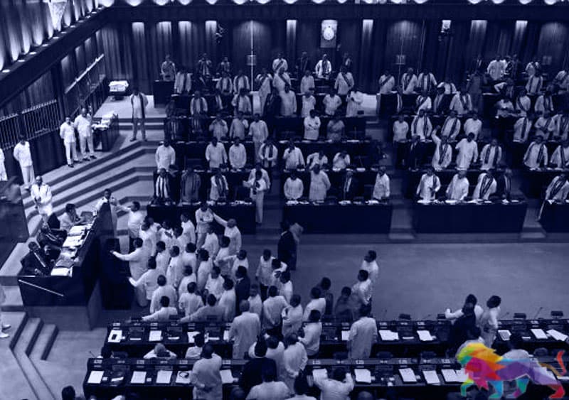 පාර්ලිමේන්තු මන්ත්රීන්ට 'ක්රොස් ඕවර්' කිරීමට ඉඩ දිය යුතුයි - නීතිඥ චන්ද්රසිරි සෙනෙවිරත්න