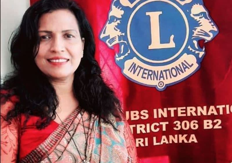 දේශපාලනයේ කාන්තාවක් එකමුතු වුණාට පිරිමි එහෙම නෑ - සුභාෂිණී බණ්ඩාර