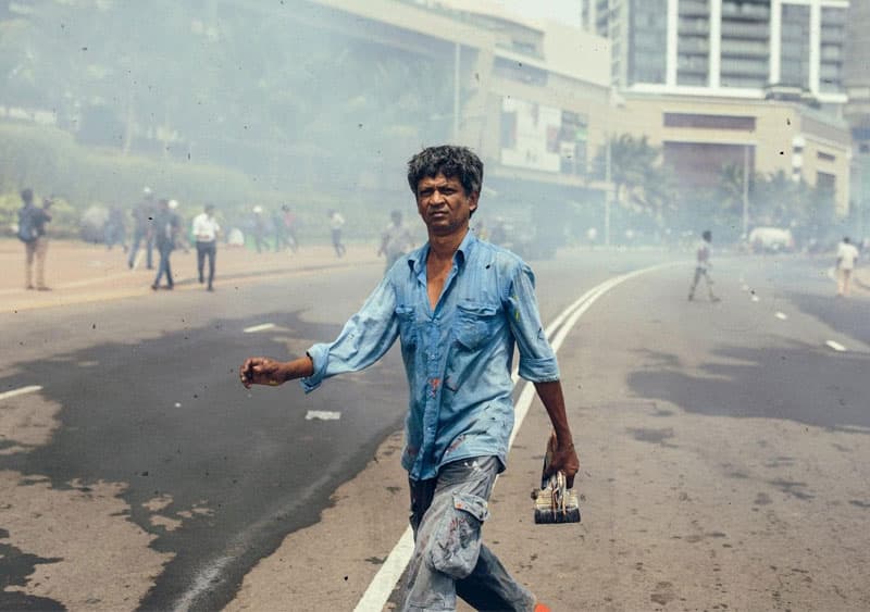 අරගලයේ සුජිත් නැති කලාව හා සංස්කෘතික පන්ති භේදය (අජිත් පැරකුම් ජයසිංහ)