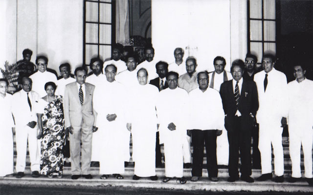 1977 cabinet