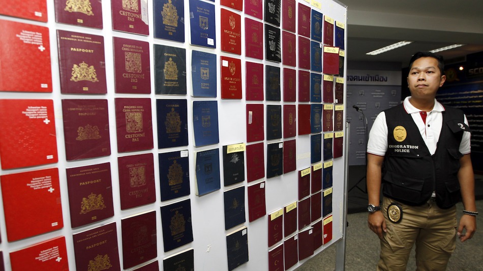 thai police officer forged passports dr passport