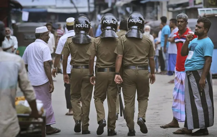 202004asia srilanka police.jpeg