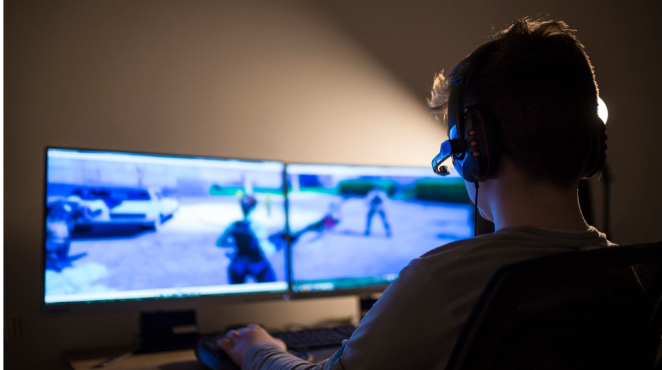 Kids I played video games 16 hours a day MAIN