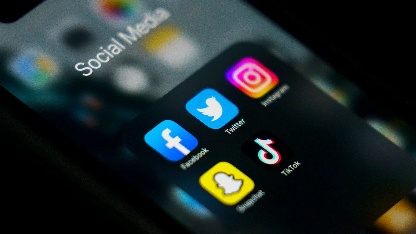 social media 081922gn2 w