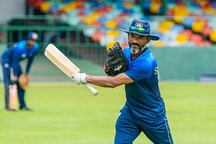 Sri Lanka Cricket Appoints R. Sridhar as National Team Fielding Coach 1