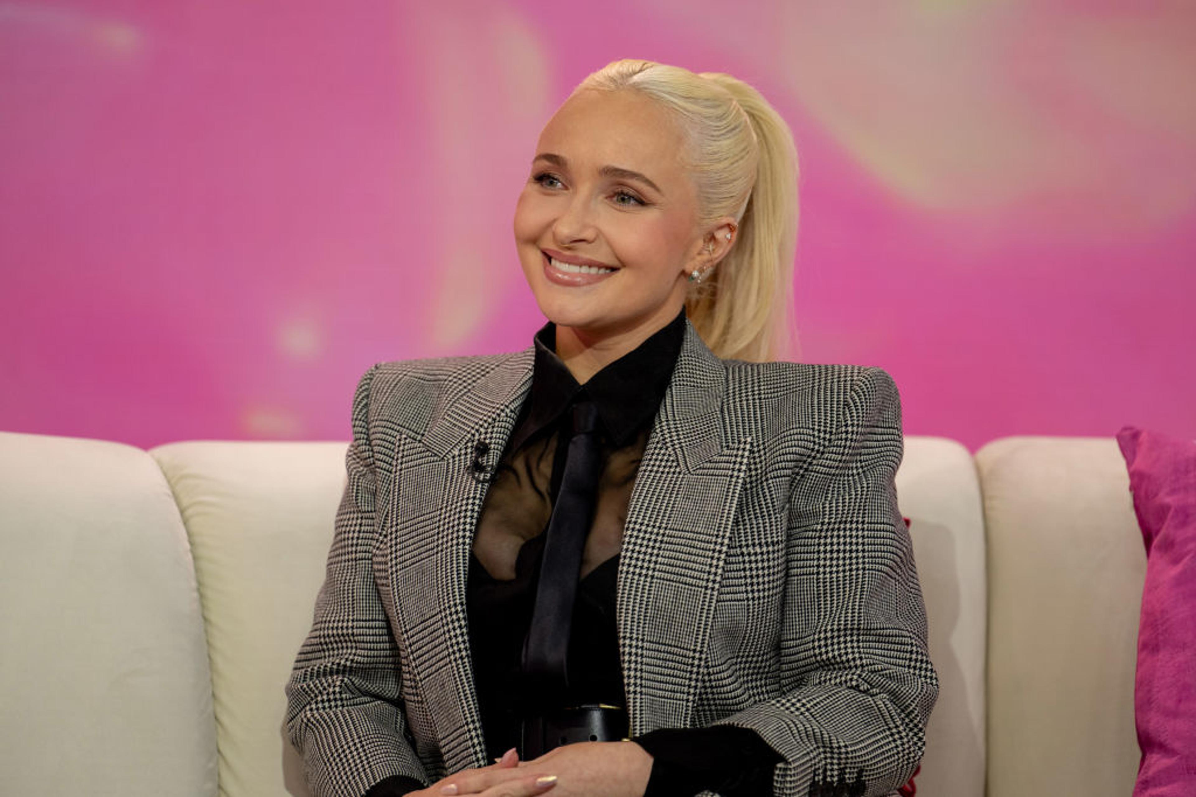 hayden panettiere death aug17