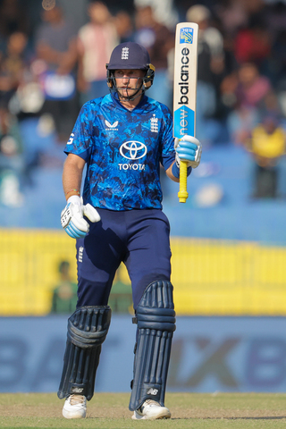 Copy of Joe Root Celebrate Half Century