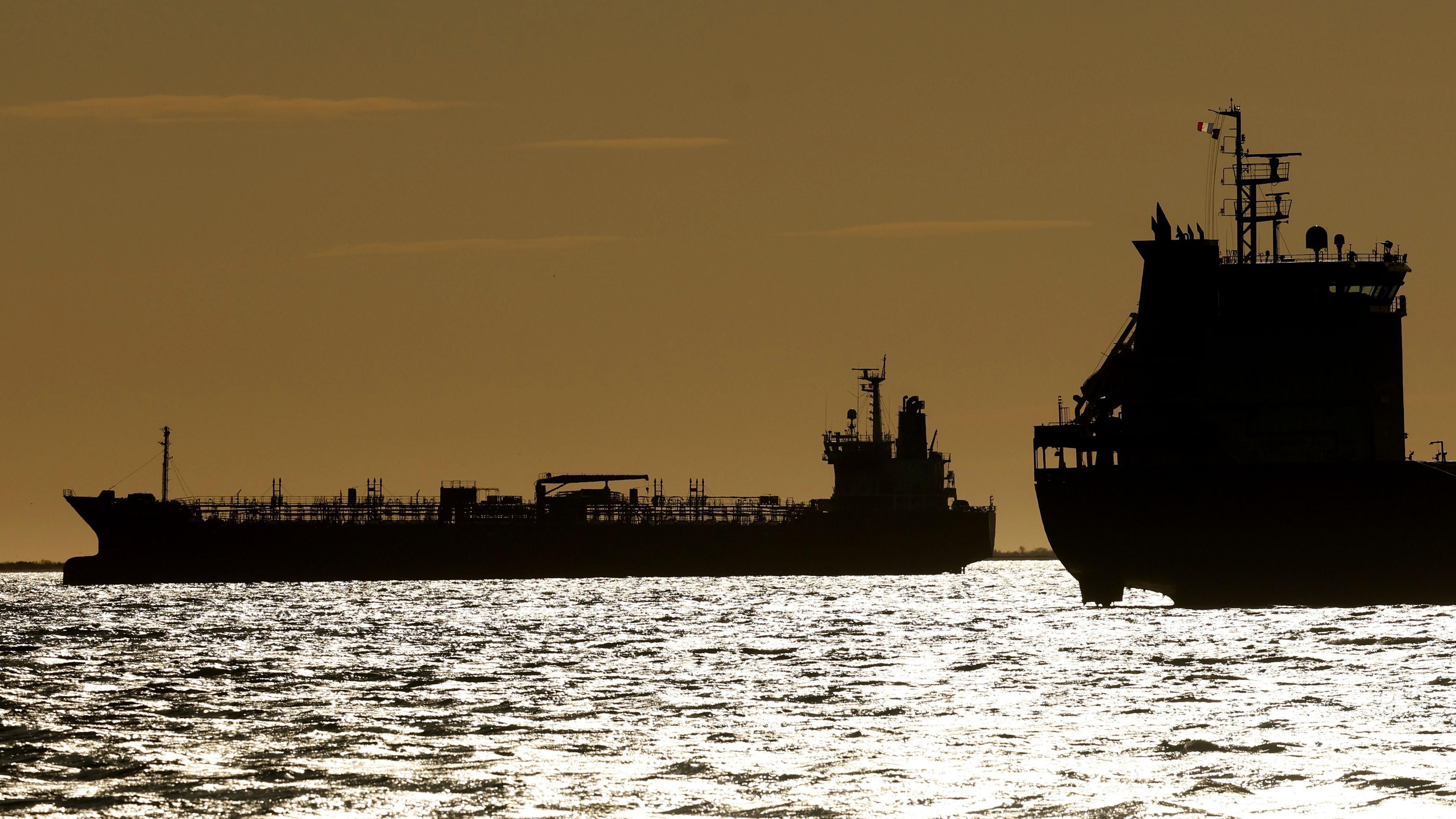 oil ship