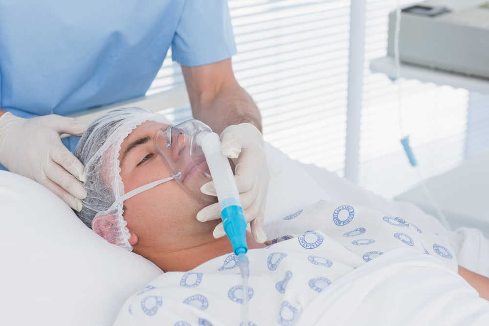 MASK nurse hand shutterstock 279314312 copy
