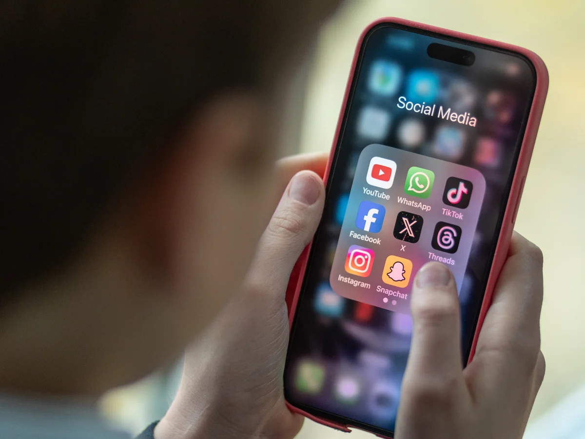 social media child