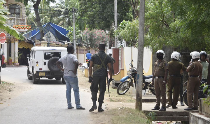 Military police raid kilinochchi