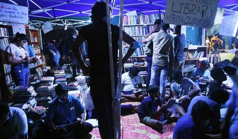 29 A makeshift library set up in the Go Gota Gama village.jpg.image.490.286