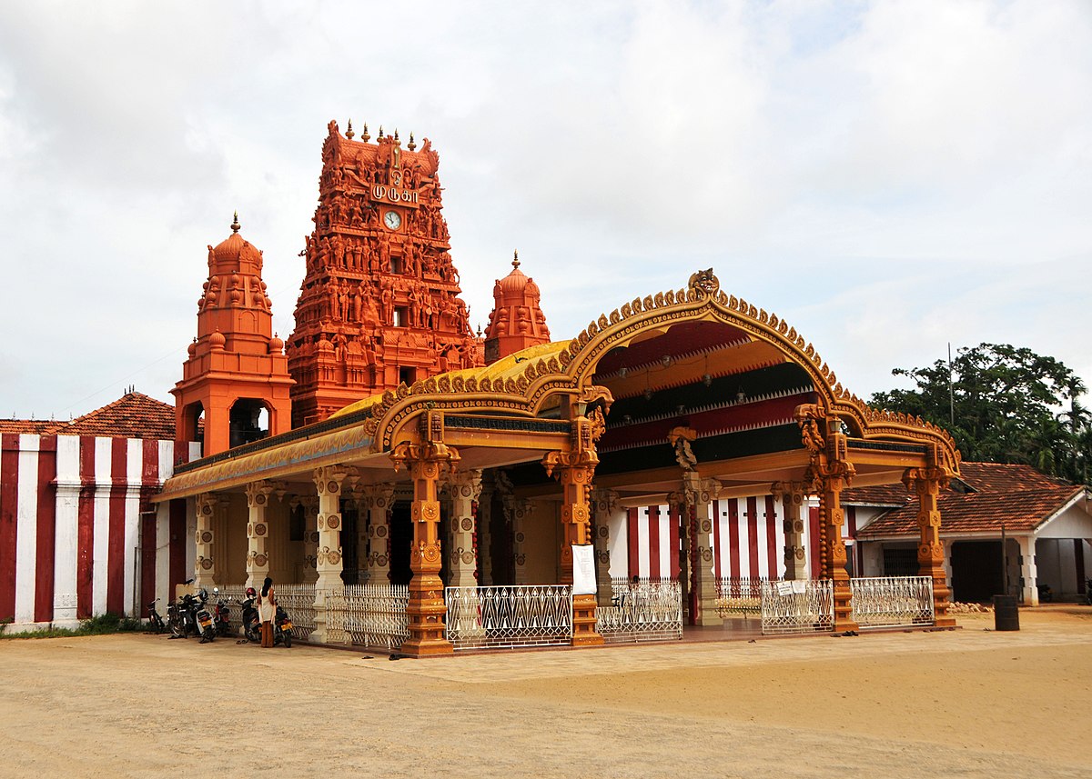 Nallur Kandasamy front entrance