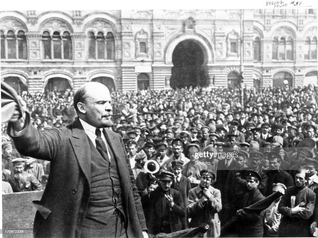 Russian communist revolutionary leader, Vladimir Lenin (1879 - 1924), giving a speech to Vsevobuch servicemen on the first anniversary of the foundation of the Soviet armed forces, Red Square, Moscow, 25th May 1919. (Photo by: Sovfoto/Universal Images Group via Getty Images)
