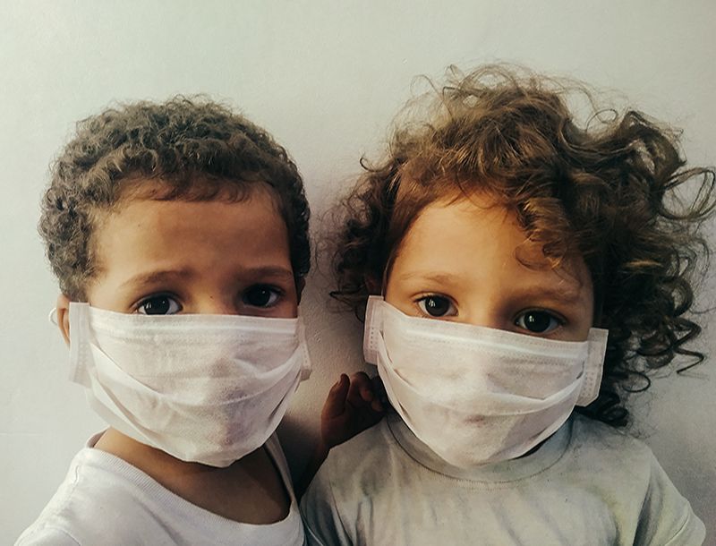 kids wearing surgical masks 4027320